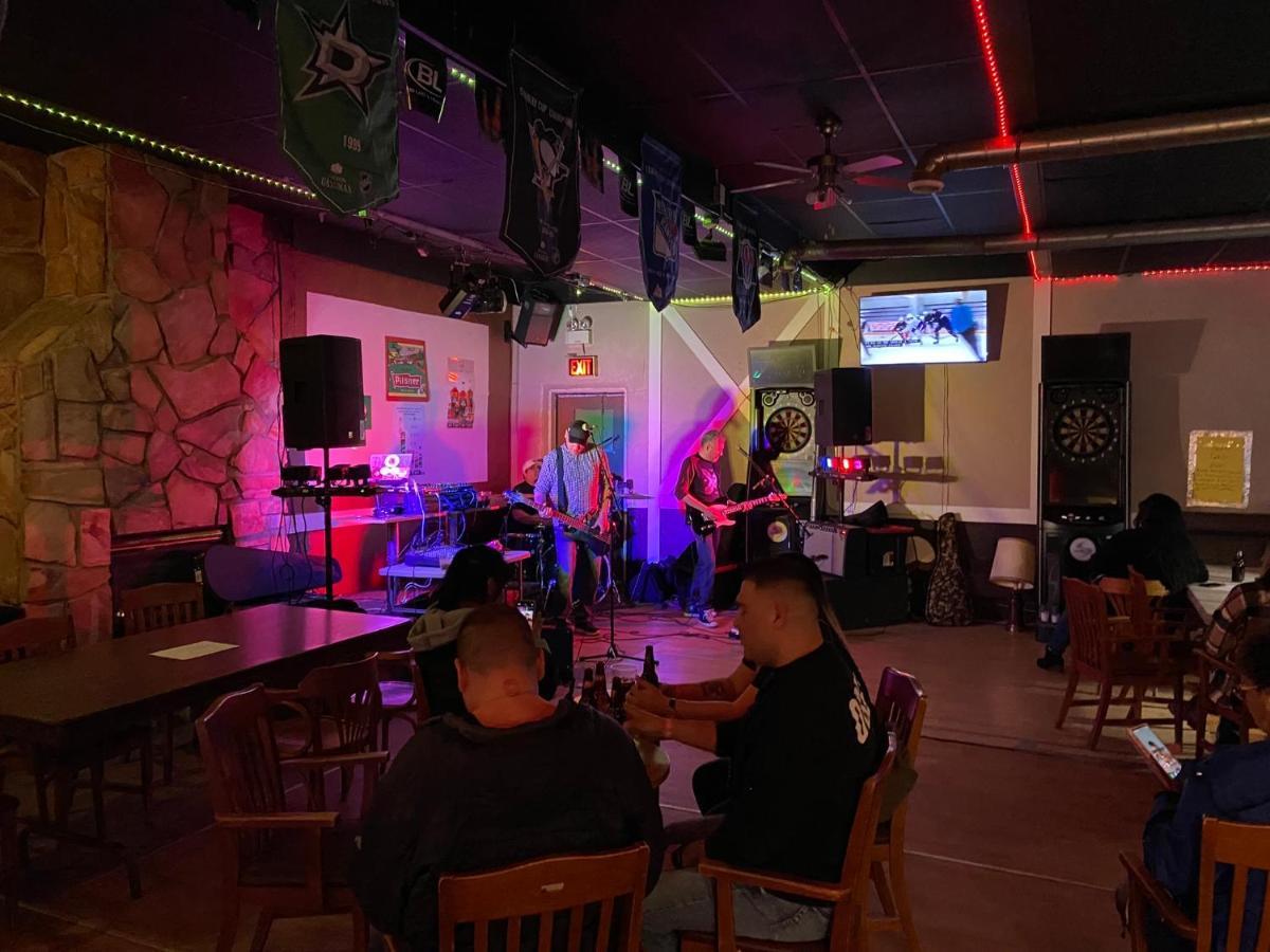 Rosthern Hotel 외부 사진