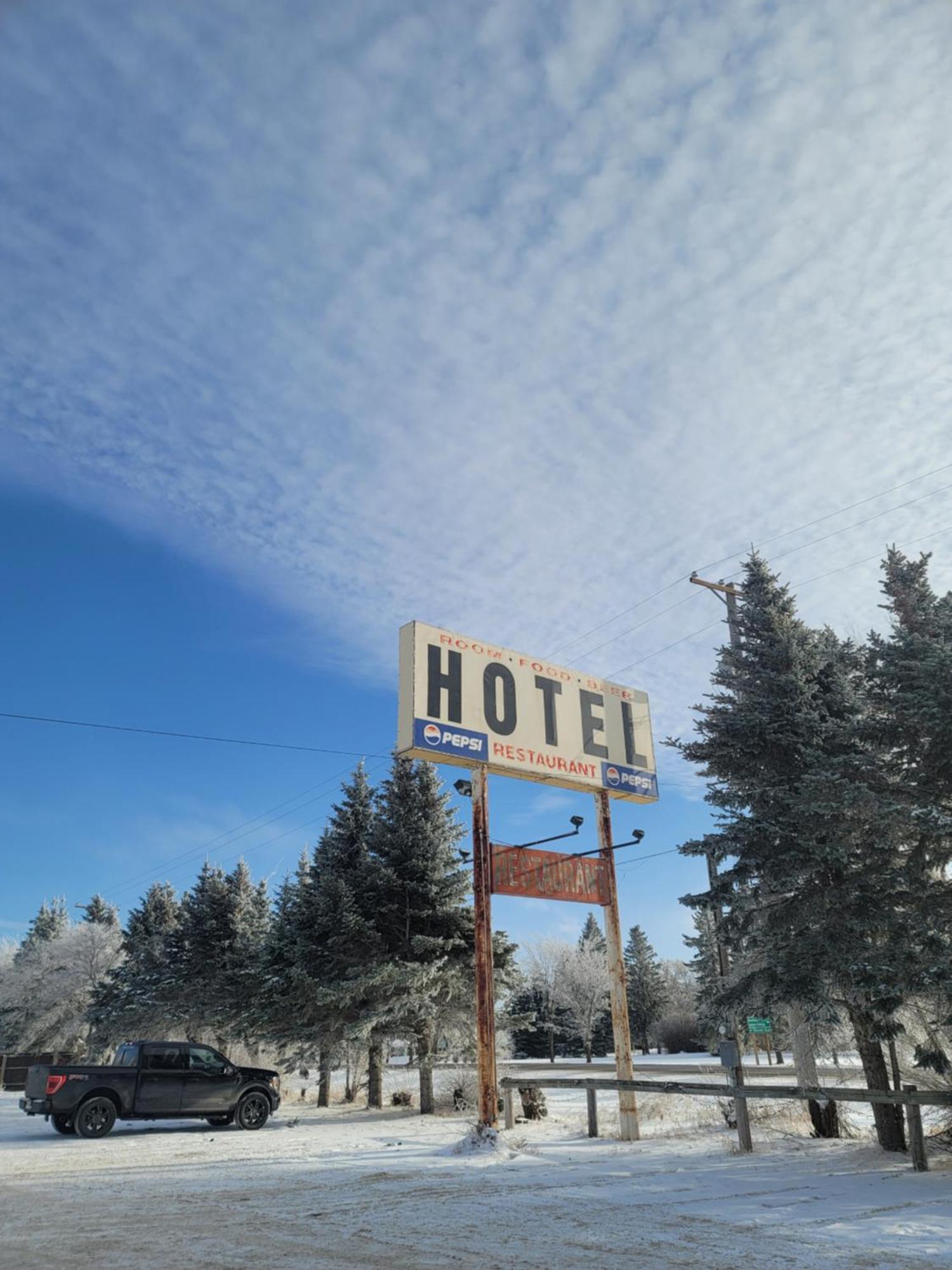 Rosthern Hotel 외부 사진